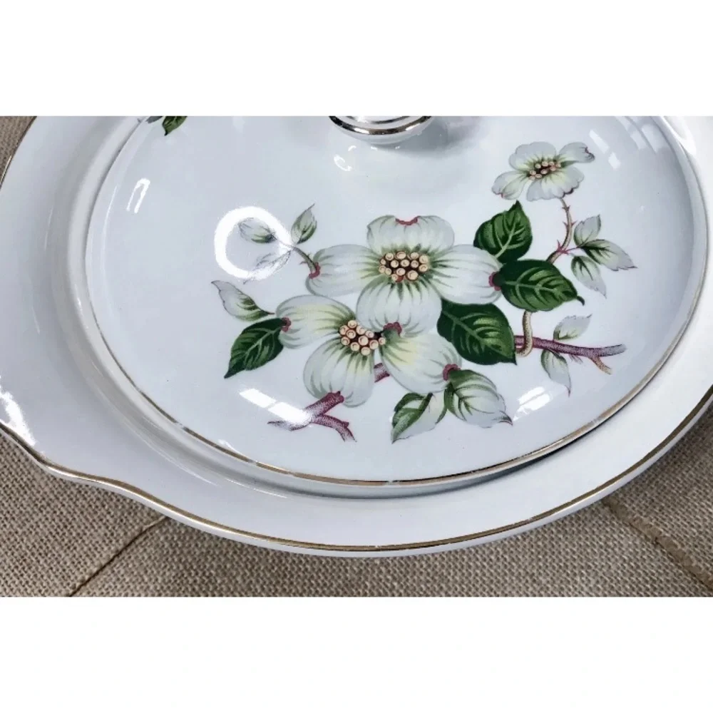 Vintage Johnson Brothers Moderne Dogwood Floral Covered Vegetable Dish Botanical